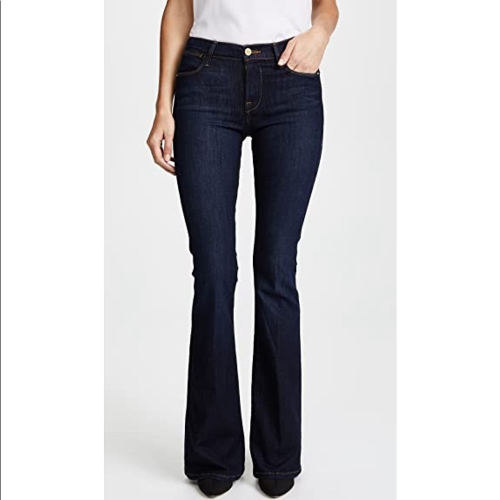 Frame “Le High Flare” Sutherland wash size 26